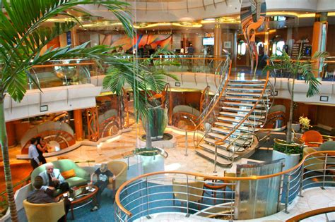 Amenities royal caribbean resort's luxurious pool, overlooking the caribbean sea, is a perfect place to relax and enjoy the nighttime sky's thousands of stars. Vision of the Seas Cruise Ship Information - Royal ...