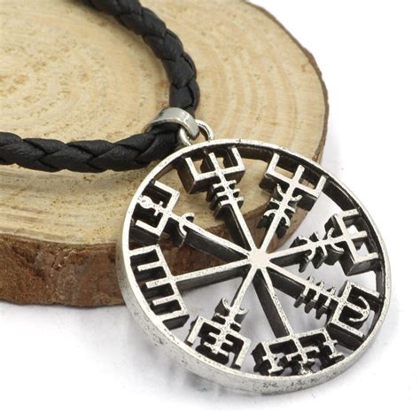 Norse Vikings Pendant Necklace Compass Icelandic Amulet Runic Nordic