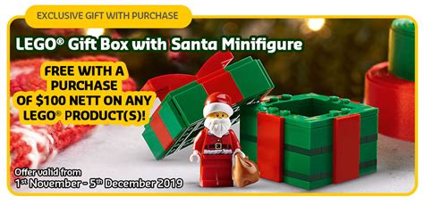 Brickfinder Review Lego T Box With Santa Minifigure