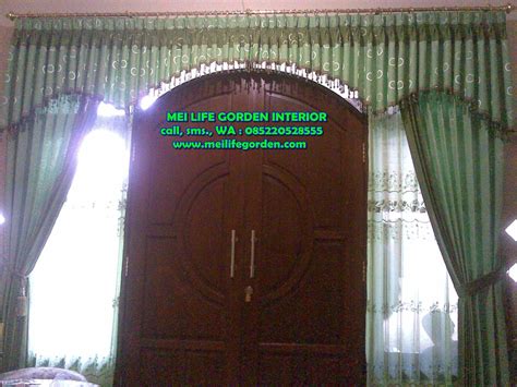 Bikin suasana baru yuk, dengan hiasan dinding kamar buatan sendiri berikut ini! Desain Gorden Untuk Pintu Utama Dua Daun Pintu Surabaya