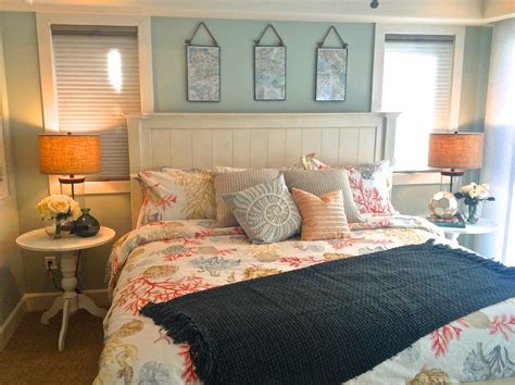 Our san diego/miramar furniture store is conveniently located on miramar rd. Beachfront Home | Mission Beach, CA - Beach Style ...