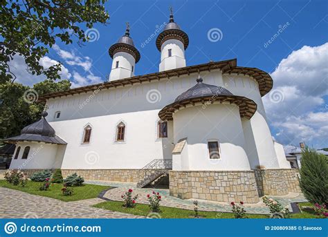 Historisk Ortodox Kyrka I Moldavia Fotografering för Bildbyråer Bild
