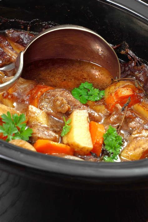 6 Best Slow Cookers With Browning Feature Snappy Living