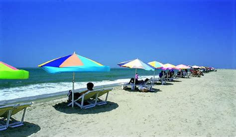 Thousands stranded in bangladesh ahead of sweeping covid lockdown. Beautiful-travelling places: Cox's Bazar, Bangladesh.