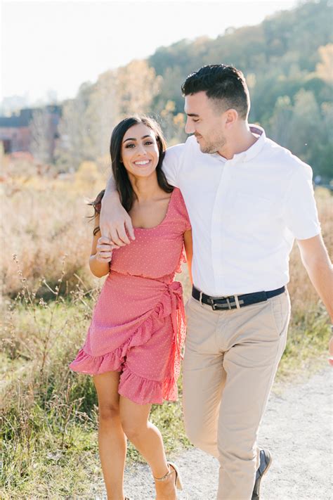 Engagement Photo Outfit Ideas Youll Love Part 2 Toronto