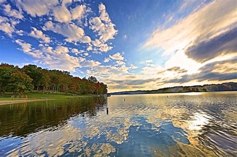 Wonderful Reflection Over Apple Valley Lake Natural Landmarks Lake