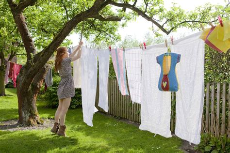 How To Hang Clothes On A Clothesline