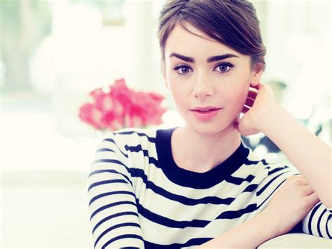 Download Lily Collins Hd Wallpaper Background Image By Mjones21