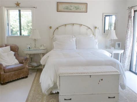 Sunset trading shabby chic cottage nightstand, white. Shabby Chic Style Guide | Interior Design Styles and Color ...