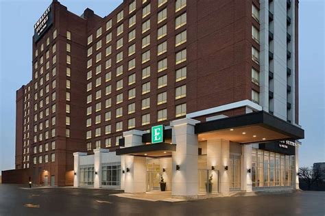 Embassy Suites By Hilton Toronto Airport Toronto Kanada Otel Yorumları Ve Fiyat