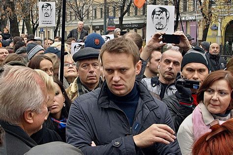 Alexei Navalny The Timing Is Just Right To Challenge Putins Regime