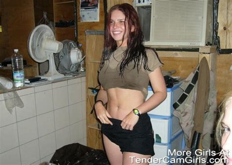military hotties posing and playing smoothmoves