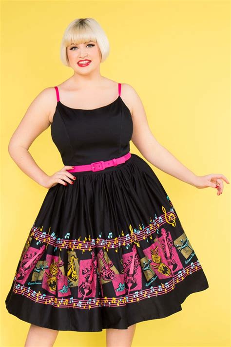 Pinup Couture Jenny 1950s Style Plus Size Skirt In Music Border
