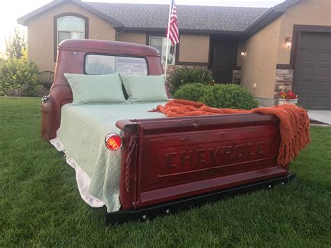 These Beds Made From Vintage Trucks Are The Perfect Bed For Truck Lovers