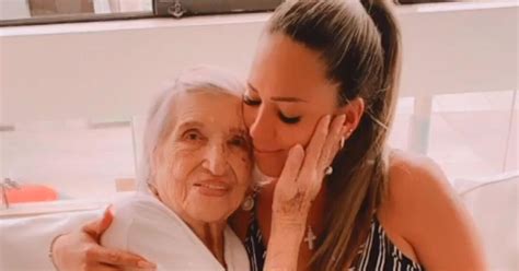 Melissa Klug dedica mensaje de cumpleaños a su abuelita 94 años amor