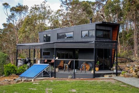 Living Big In A Tiny House This Ultra Modern Tiny House Will Blow