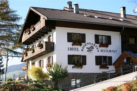 Find unique places to stay with local hosts in 191 vacation rentals in toblach. Toblach / Dobbiaco, hotel Rosengarten*** - Europa Ski