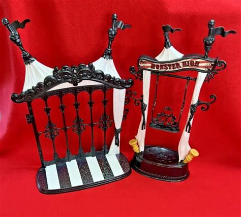 2014 MONSTER HIGH Freak Du Chic Circus Scaregrounds Playset Only NOT