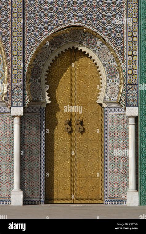 Brass Gate Of The Royal Palace In Fes Morocco Stock Photo Alamy
