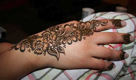 Beautiful Eid Collection For Girls Best Mehndi Designs