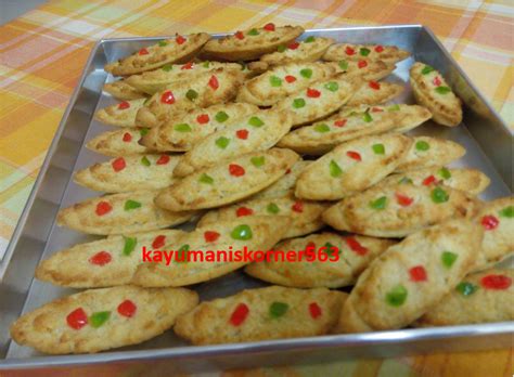 Apapun memang ada banyak sebenarnya biskut raya. kayumaniskorner563: Biskut Sampan