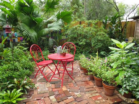 Tropical Texana Antique Brick Courtyard Comes To Life