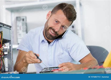 Disassembled Man Fixing Hard Drive Stock Image Image Of Screwdriver Tablet 197680773