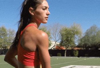 Youll Watch These Gifs With The Smoking Hot Athletes Over And Over Again Gifs Izispicy Com