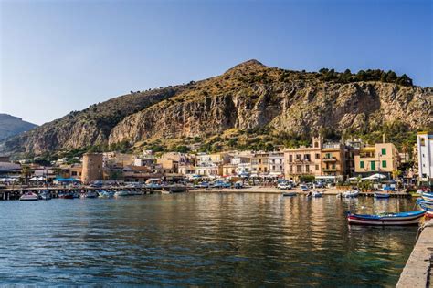 A Guide To Sailing Around Sicily