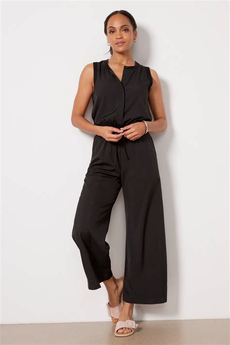 the ultimate guide to wearing summer jumpsuits for women the celebrity week top celebrity