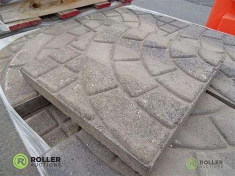 84 Pieces Of Pavestone 16in Bella Cobble Charcoal Tan Paving Blocks