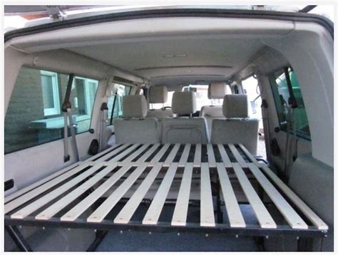 Nun waren wir schon am schritt t5 möbel selber bauen angekommen. vw-bus-t4-bett-bauen-zu-verschiebende-liegeflaeche ...