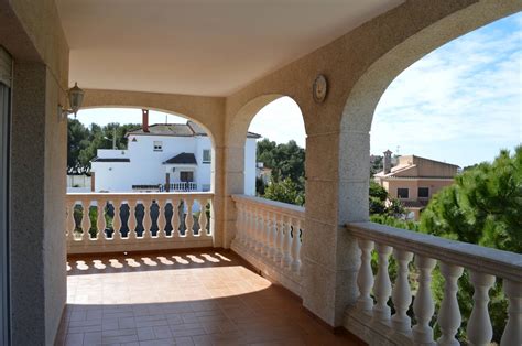 Celebra tu regreso de las vacaciones. Casa en alquiler en Sant Pere de Ribes, Mas d'en Serra ...