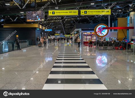 Москва показать на карте код iata: Москва, Россия - 2020: интерьер Международного аэропорта ...