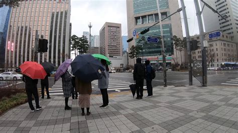 【4k】비오는 날의 서울 Walking Rainy Day In Downtown Seoul Korea Youtube