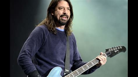 Dave Grohl Mira cómo ha cambiado a lo largo de su vida