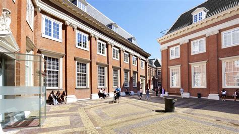 Amsterdam Museum Amsterdam Book Tickets And Tours Getyourguide