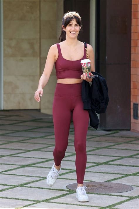 Sara Sampaio Displays Her Svelte Figure In Maroon Sports Bra And Leggings As She Leaves The Gym