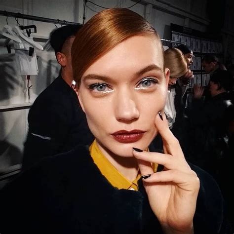 The Busy Girl Guide To Nyfw 5 Must See Instagrams From Day 1 Brit Co