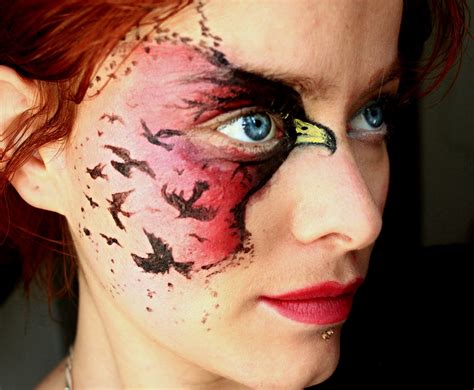 Elegant Artistic Makeup With Bird Eye Belly Painting Bird Makeup