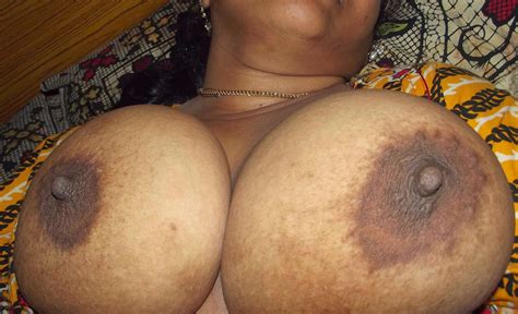 Desi Aunty Big Nipples