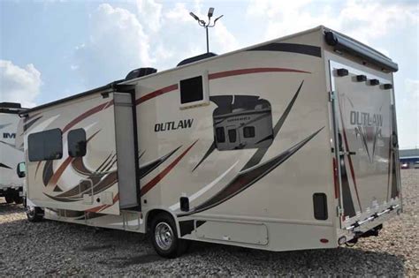 To many, the class c toy hauler is much like the yeti or the lochness monster. 2018 New Thor Motor Coach Outlaw 29H Class C Toy Hauler ...