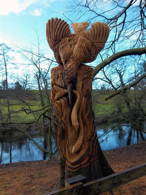 Amazing Wood Sculptures Created By Chainsaw Design Swan