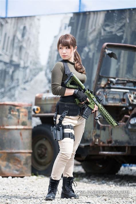 36 badass military girls that will make you want women register for the draft artofit