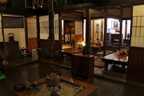 L'architecture japonaise est également influencée par le climat. Maison traditionnelle japonaise à Takayama