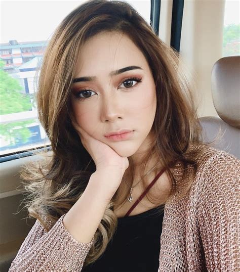 Tonton episod penuh di : Biodata Fatin Afeefa, Pelakon Drama Asalkan Dia Bahagia ...