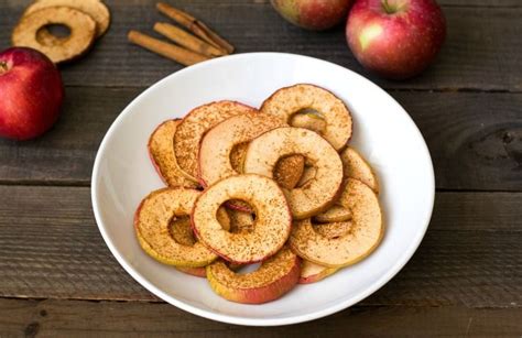 These Homemade Apple Chips Are A Delicious Snack And Theyre So Easy