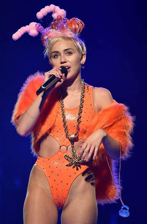 Sinead O Connor Takes Swipe At Miley Cyrus Says She Dresses Like A Stripper Celebrity News