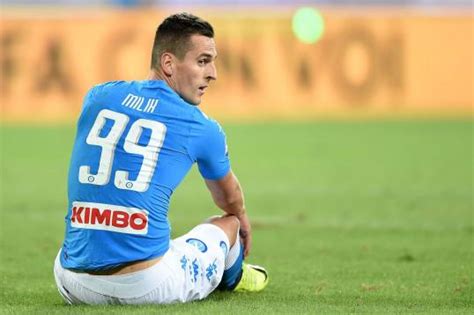 It was one of the great soap operas of after weeks of rumors and negotiations, arkadiusz milik has joined olympique de marseille, on loan from napoli. OFFICIAL: Napoli star Milik out 6-8 months with ACL tear | English News | Calciomercato.com