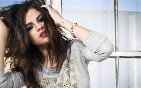 Selena Gomez 26 Wallpaperhd Celebrities Wallpapers4k Wallpapers